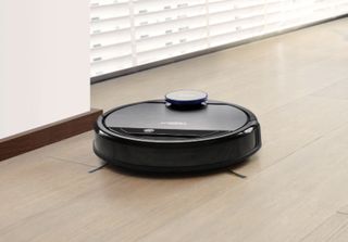 Pictured: Ecovacs Deebot OZMO 930.