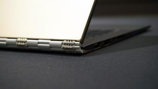 The Lenovo Yoga 3 Pro hinge design