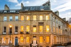 The facade at Pitt House, Bath