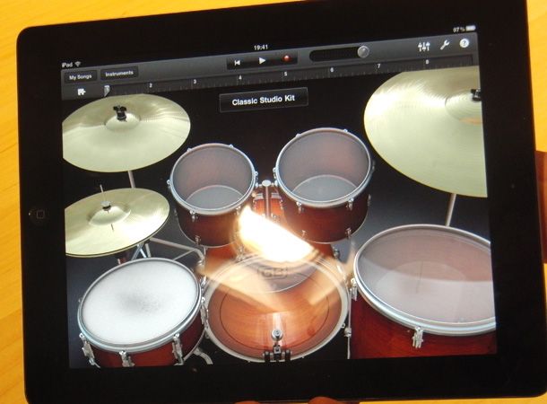 Apple iPad 2: Garage Band