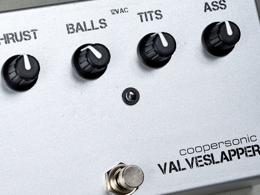 There's enough gain in the ass control to go from subtle to searing.