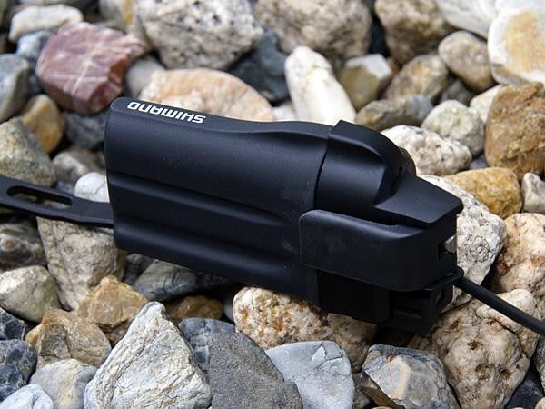 The compact battery is supposedly good for 500 charge cycles