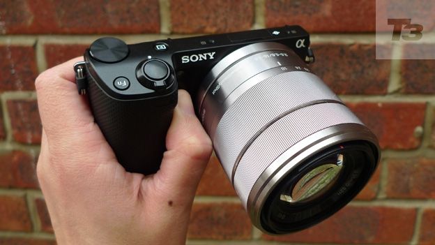 Sony NEX-R5 review