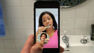 Facebook to rival Snapchat with own video messaging service