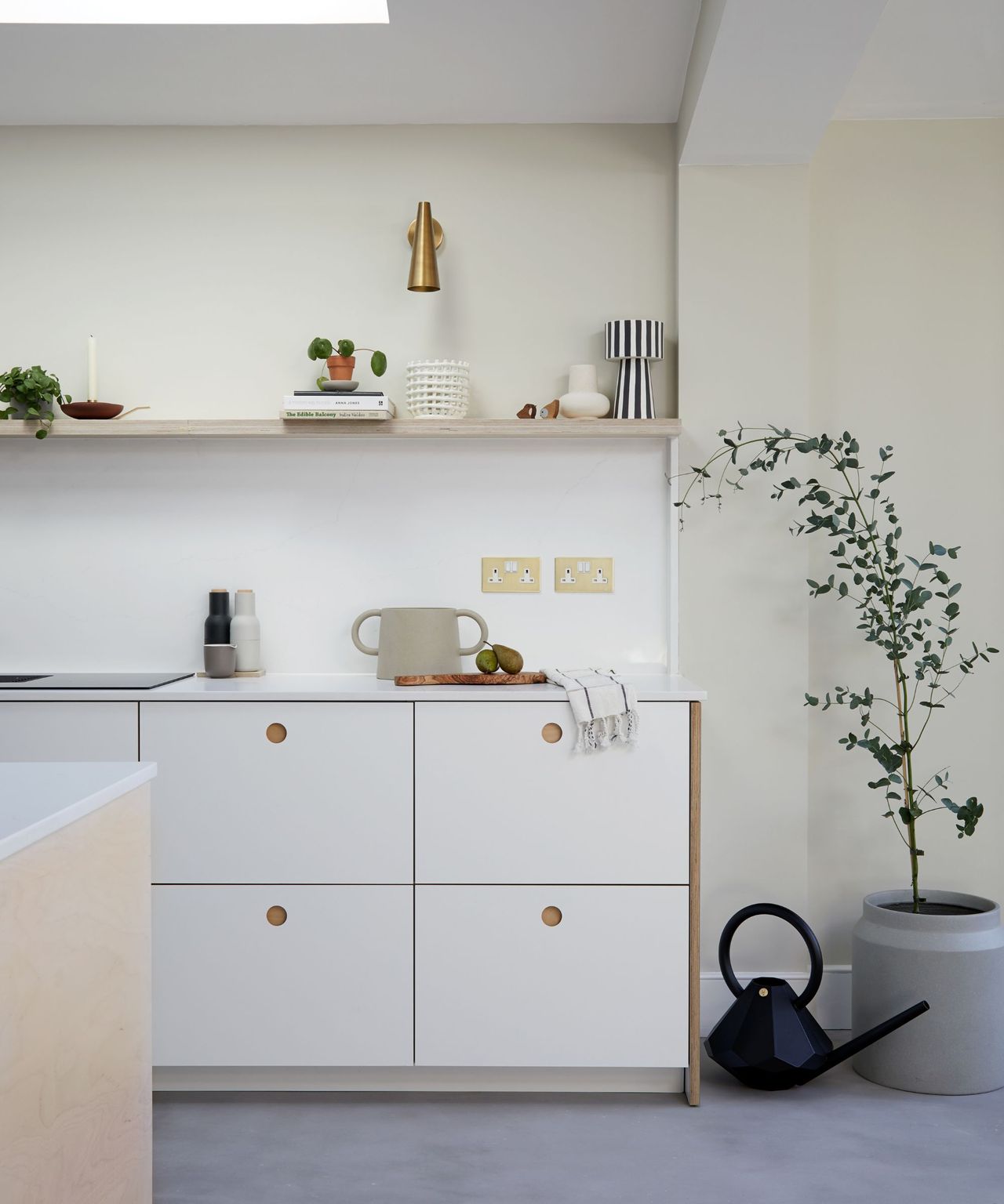 5 unique kitchen cabinet ideas that aren't Shaker style | Homes and Gardens