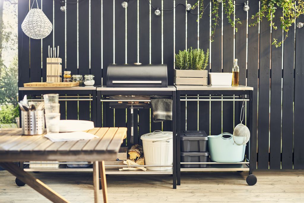 How to design an outdoor kitchen: layout options, materials and must