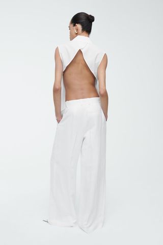 Open-Back Sleeveless Shirt