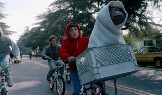 E.T. the Extra-Terrestrial Henry Thomas and his friends riding bikes with E.T