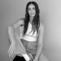 Molly Dickson's avatar