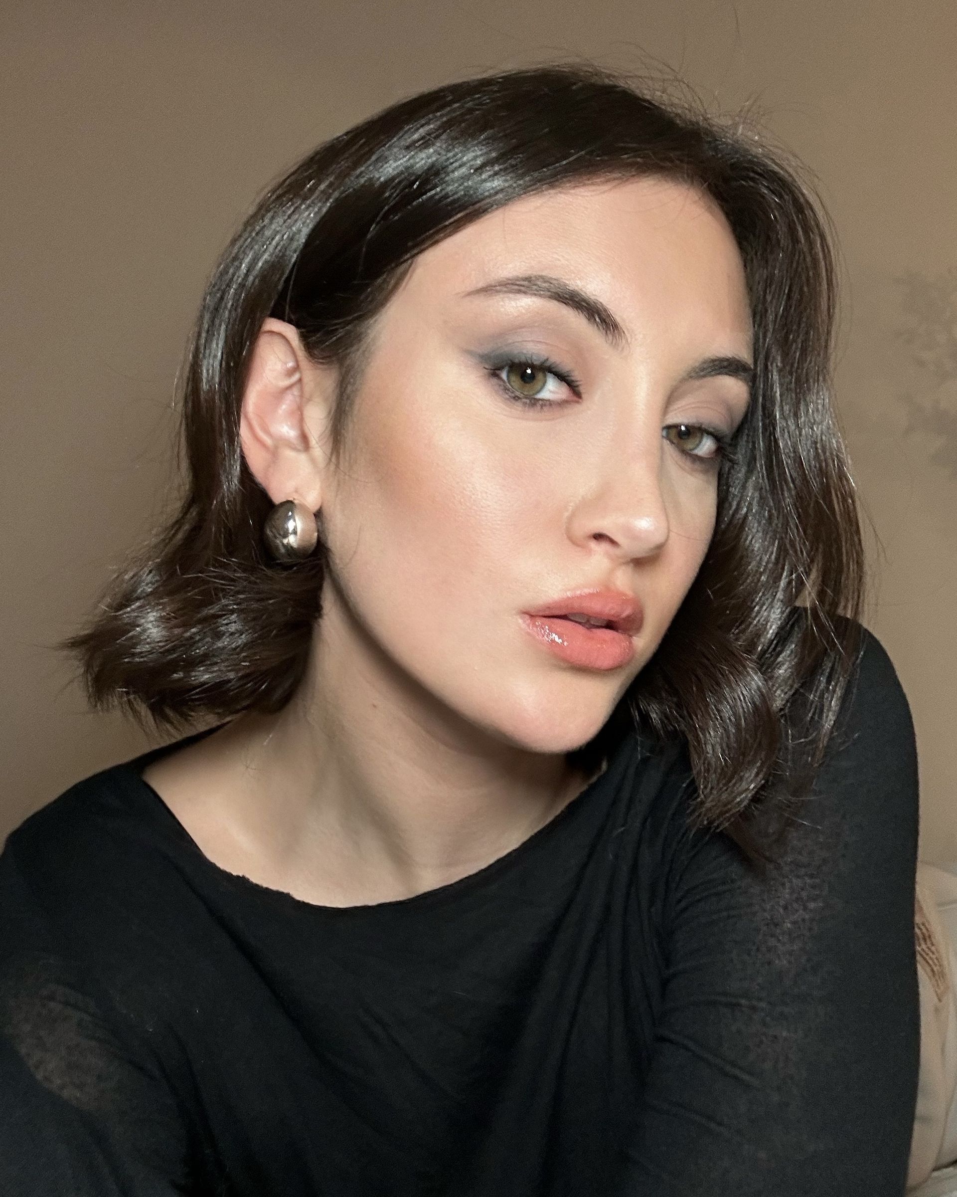 Alyssa Brascia after using the DPHue Gloss+ for the first time.
