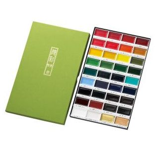 Best watercolour paints: A box of Kuretake Gansai Tambi watercolour pans