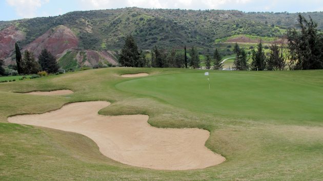 The closing hole is the shortest of the par 5s at Secret Valley but you need to stay out of the sand