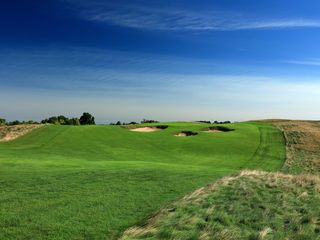 Erin Hills Hole By Hole Guide: Hole 8