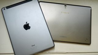 Tab S vs. iPad Air: Design