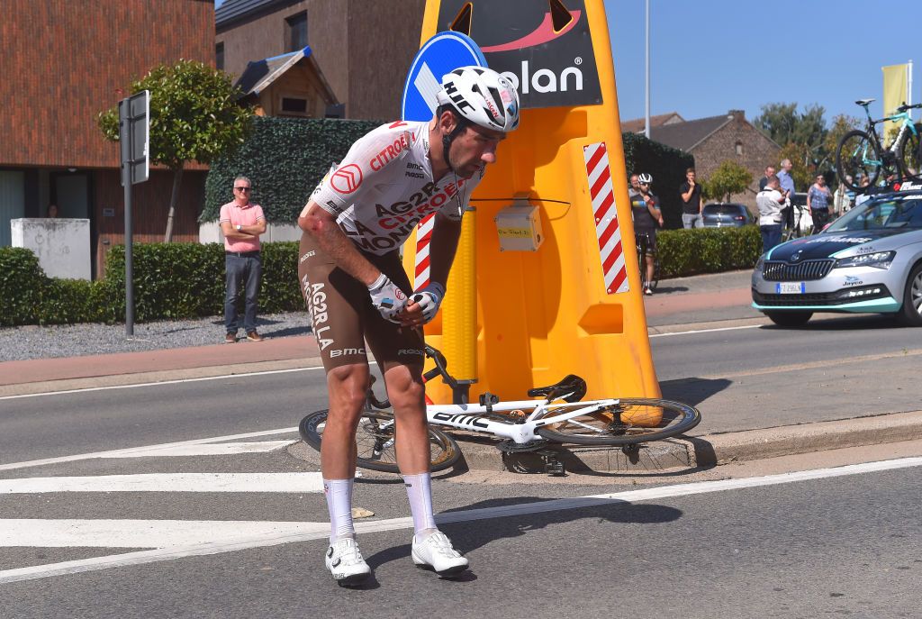 BILZEN BELGIUM SEPTEMBER 03 Julien Duval of France and AG2R Citren Team crashs during the 17th Benelux Tour 2021 Stage 5 a 188km stage from Riemst to Bilzen BeneluxTour on September 03 2021 in Bilzen Belgium Photo by Luc ClaessenGetty Images