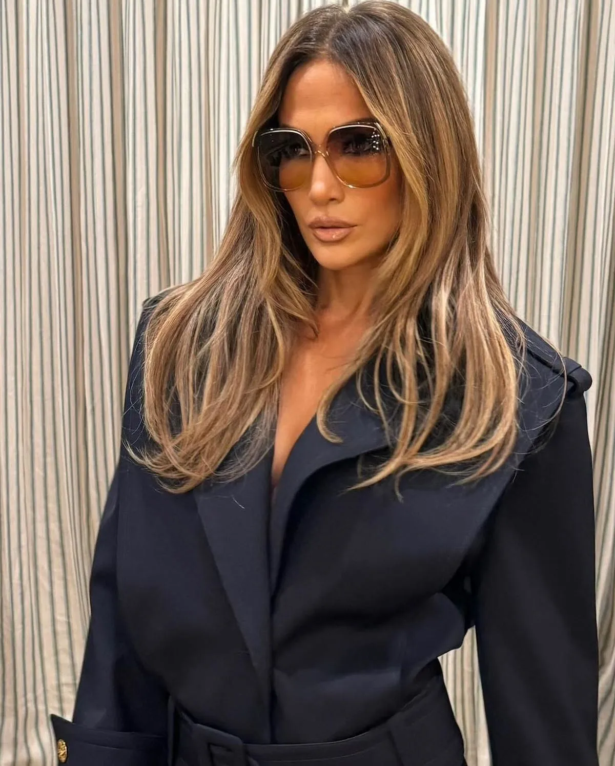 J Lo with honey-colored hair
