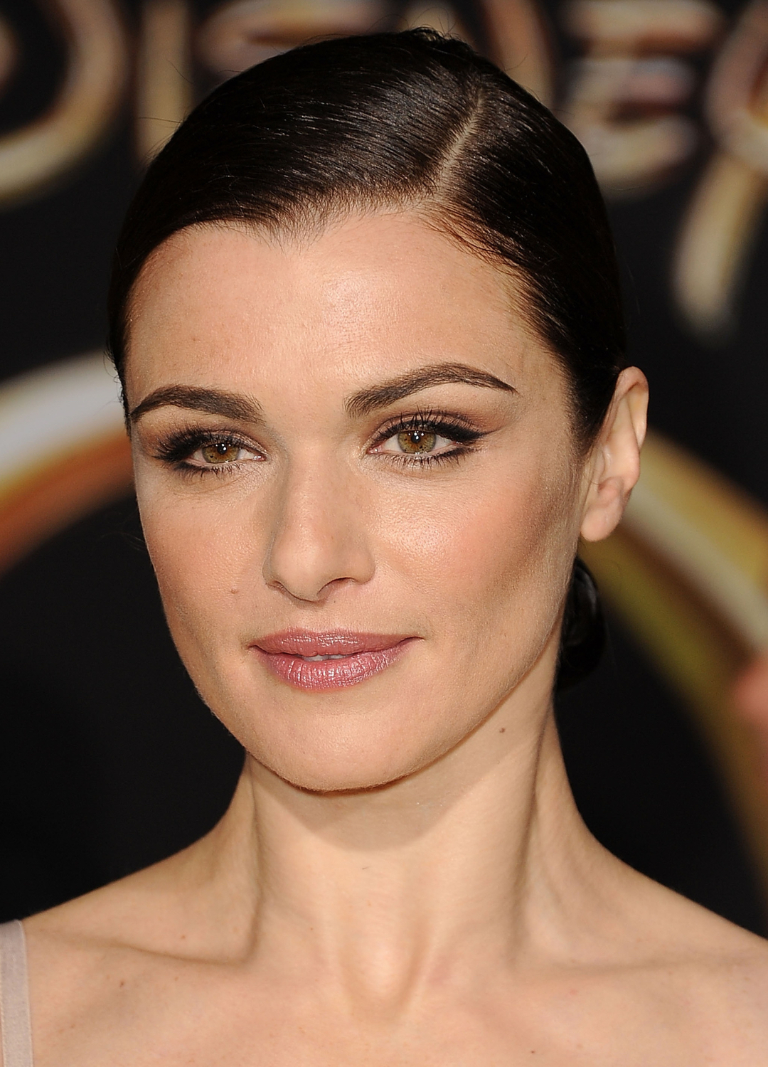 Rachel Weisz arrives at the "OZ The Great And Powerful" - Los Angeles Premiere at the El Capitan Theatre on February 13, 2013 in Hollywood, California