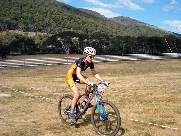 Tory Thomas looks okay early in the race!