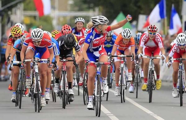 Lucy Garner (Great Britain) retains her world title