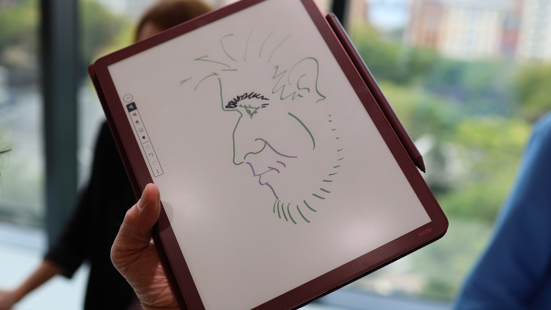 Amazon Kindle Scribe Colorsoft hands on