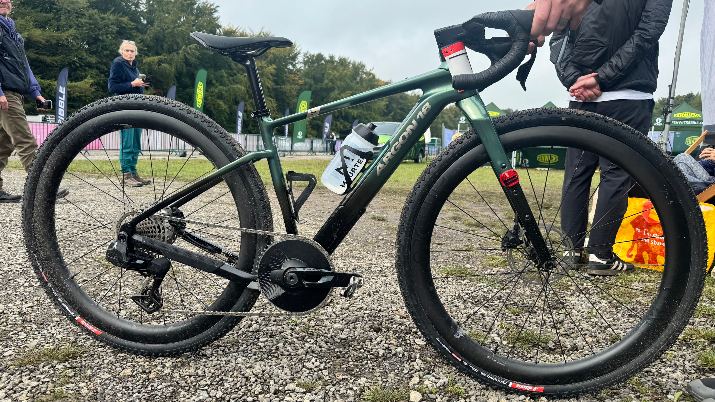 Alice Mcwilliam&#039;s Argon18 Dark Matter gravel bike
