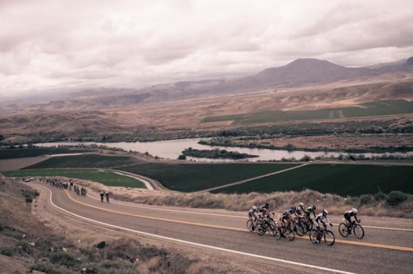 The first road stage of the Exergy Tour saw the peloton split and reform