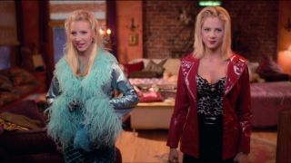 Lisa Kudrow and Mira Sorvino in Romy and Michele's High School Reunion