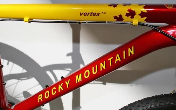 Rocky Mountain Vertex T.O. top tube.