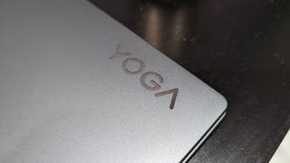 Lenovo Yoga 7i