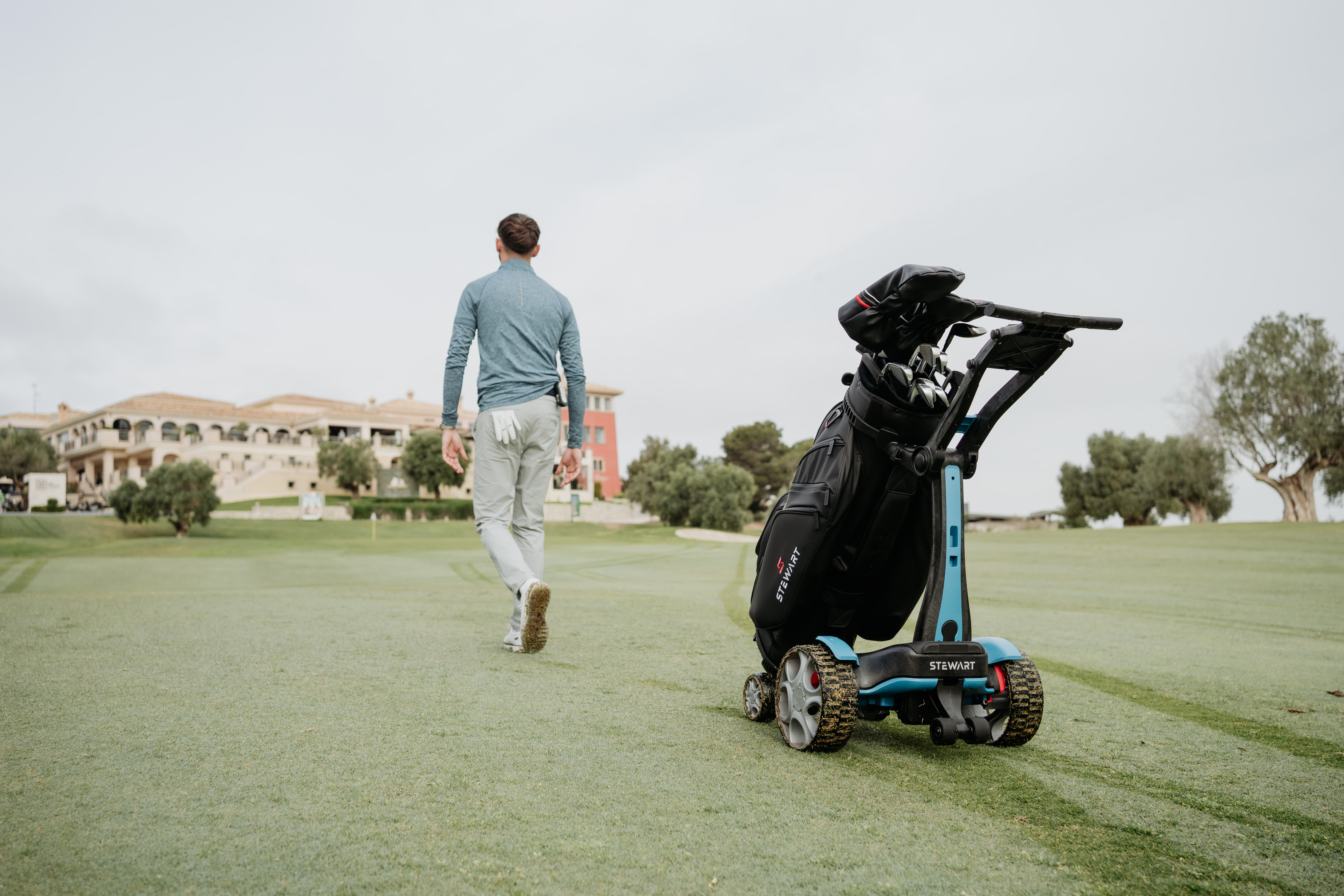 Stewart Golf Q Follow 