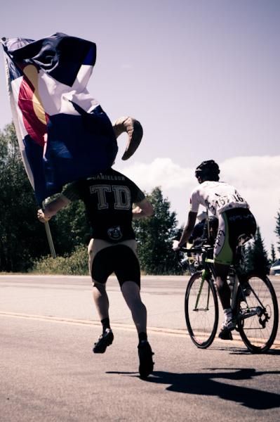 Eduard Beltran (EPM-UNE) gets some fan support.