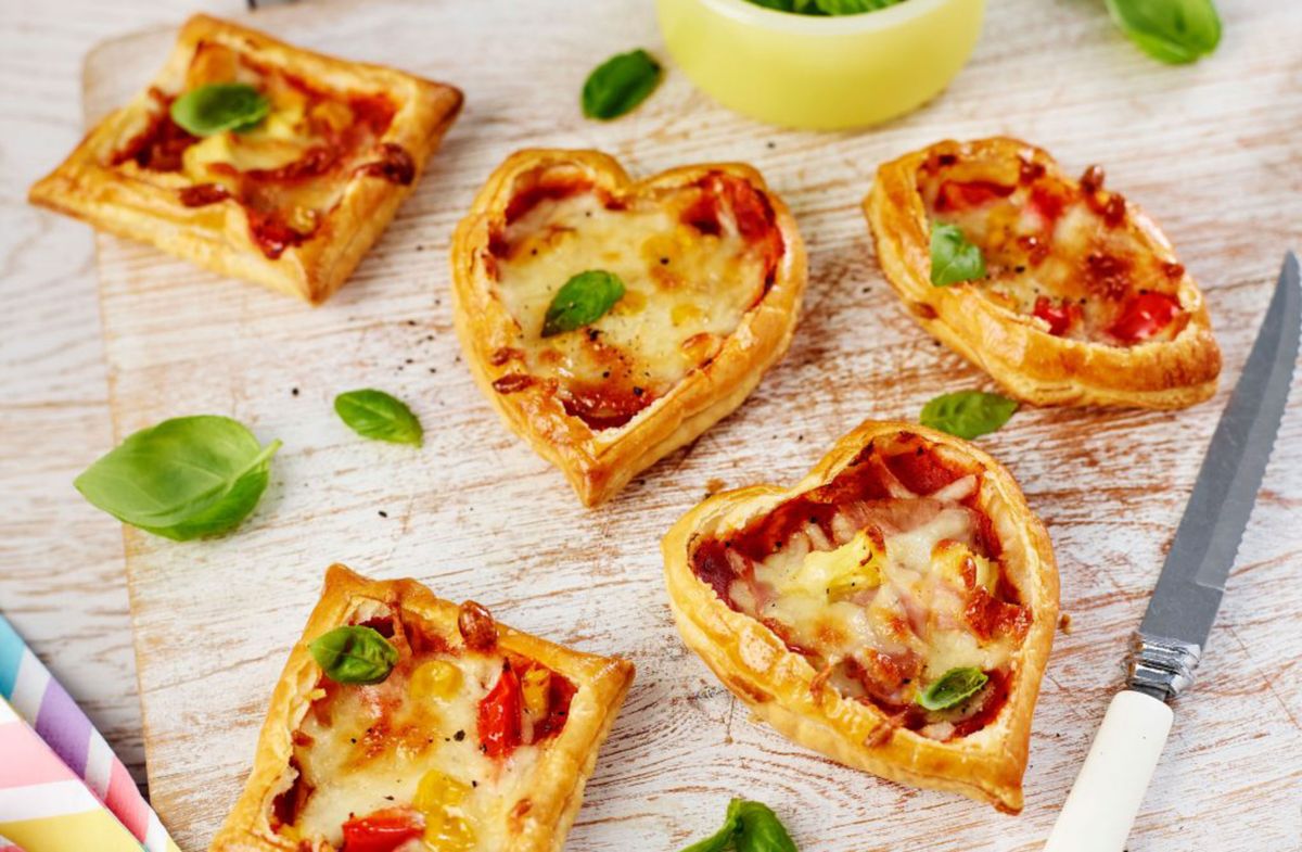 Build-your-own tarts | Dinner Recipes | GoodtoKnow
