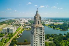 image of the Louisiana capitol building