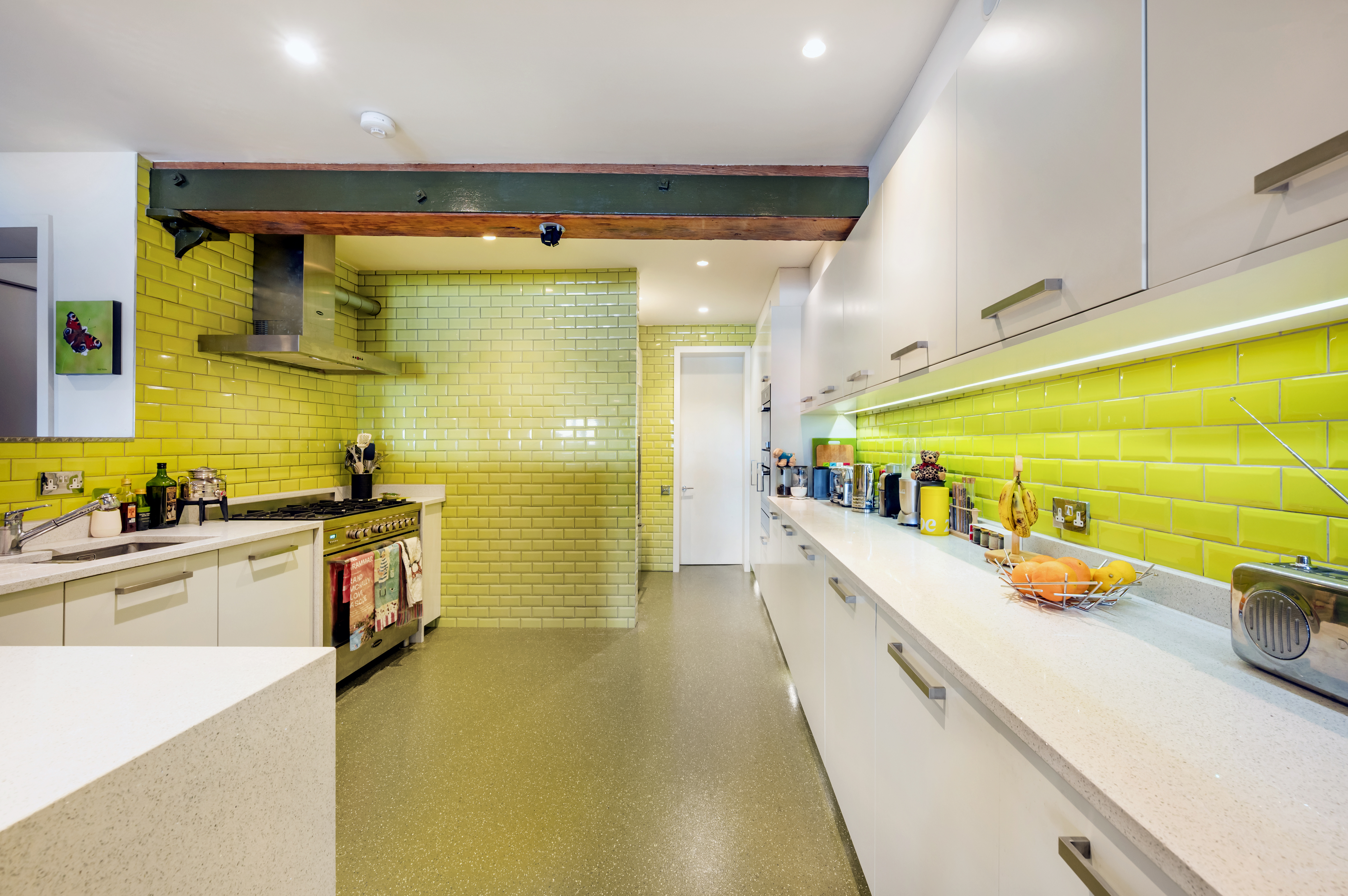 Oliver's Wharf apartment