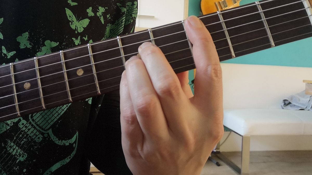 C barre chord