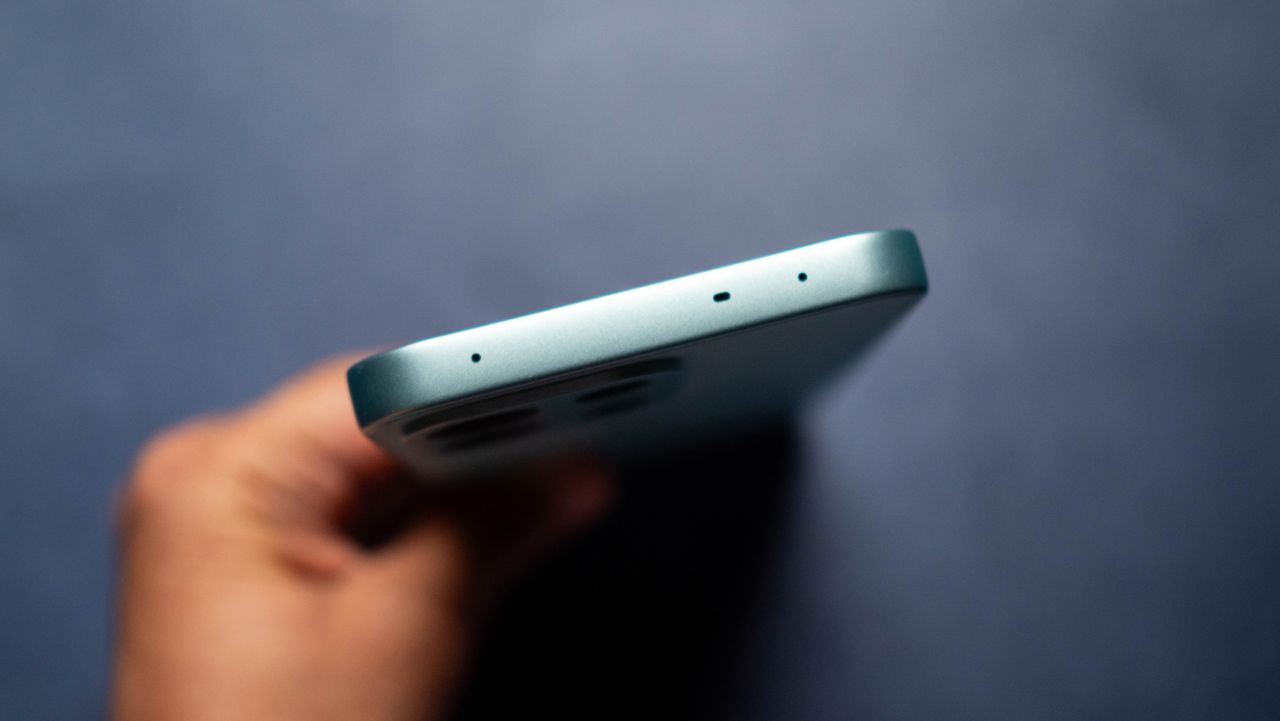 OnePlus Nord 6 review photos