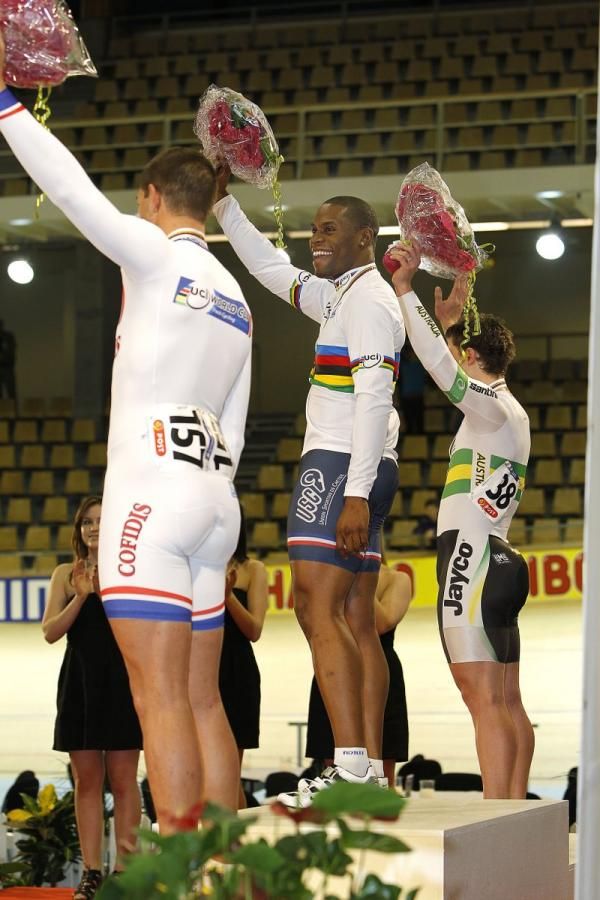 Men's sprint podium (L-R): K&eacute;vin Sireau (France), Gregory Bauge (France) and Shane Perkins (Australia).