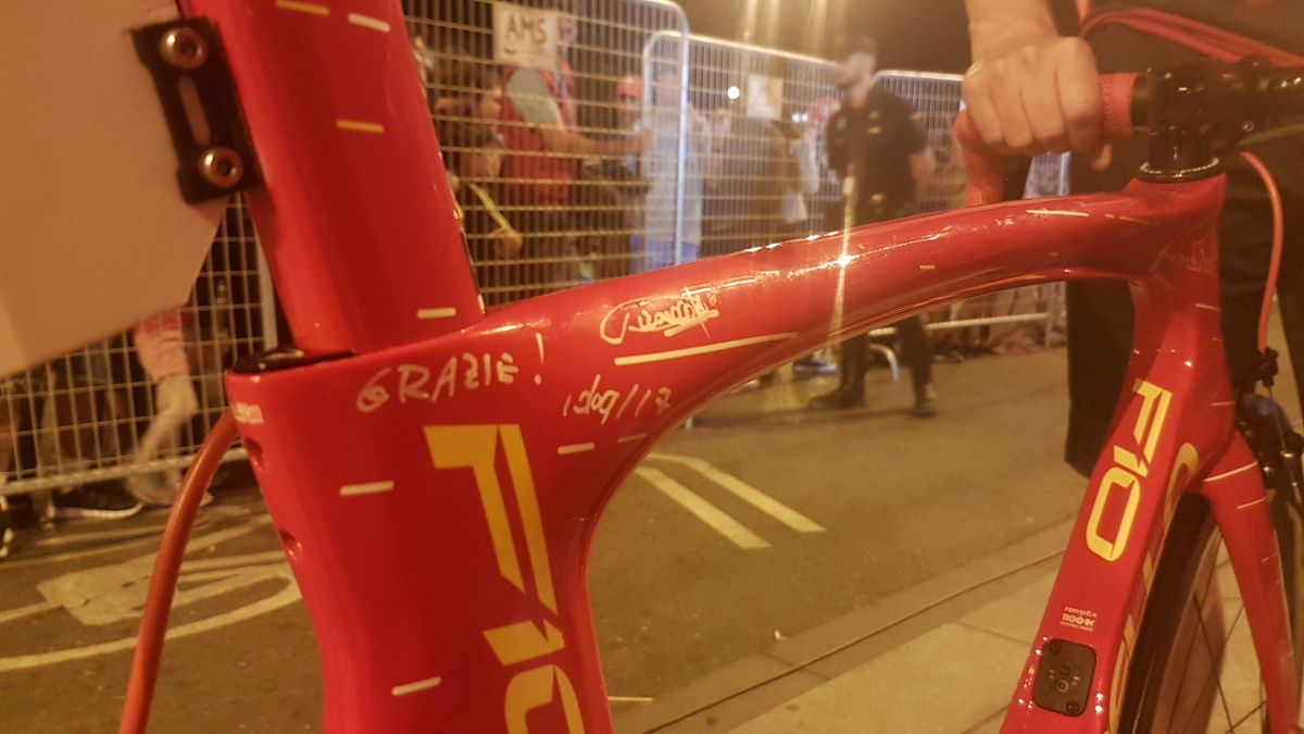 Another look at Fausto Pinarello's signature on the top tube