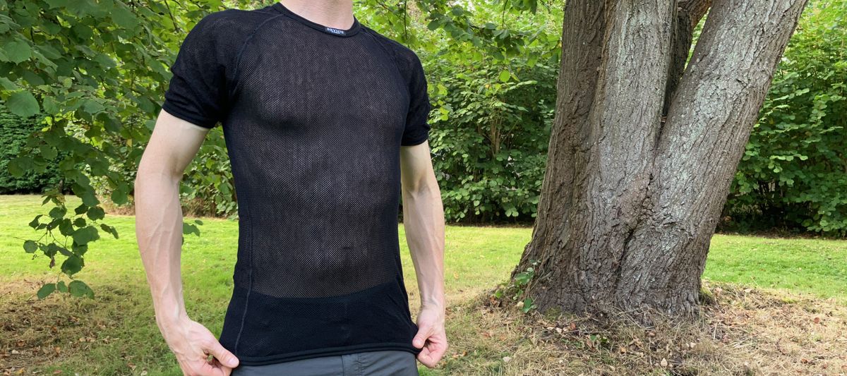 Mesh cycling base layer