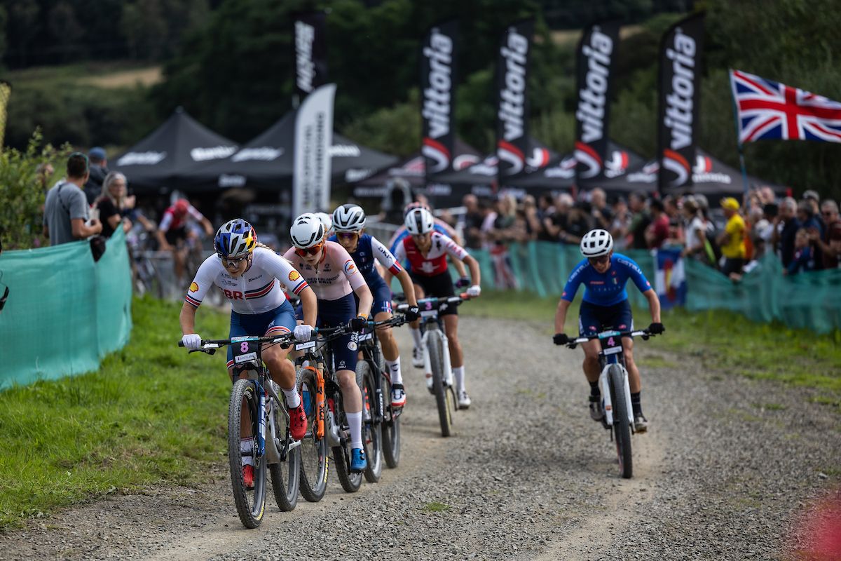 Picture by Michal CervenySWpixcom 10082023 Mountain Bike CrossCountry 2023 UCI Cycling World Championships Peebles Scotland XCC ShortTrack Evie Richards Great Britain