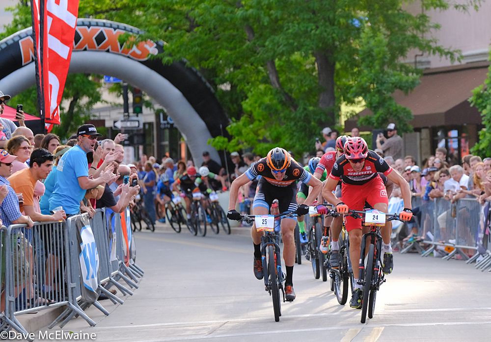 Todd Wells (SRAM TLD) edges out Barry Wicks at the line to take the win