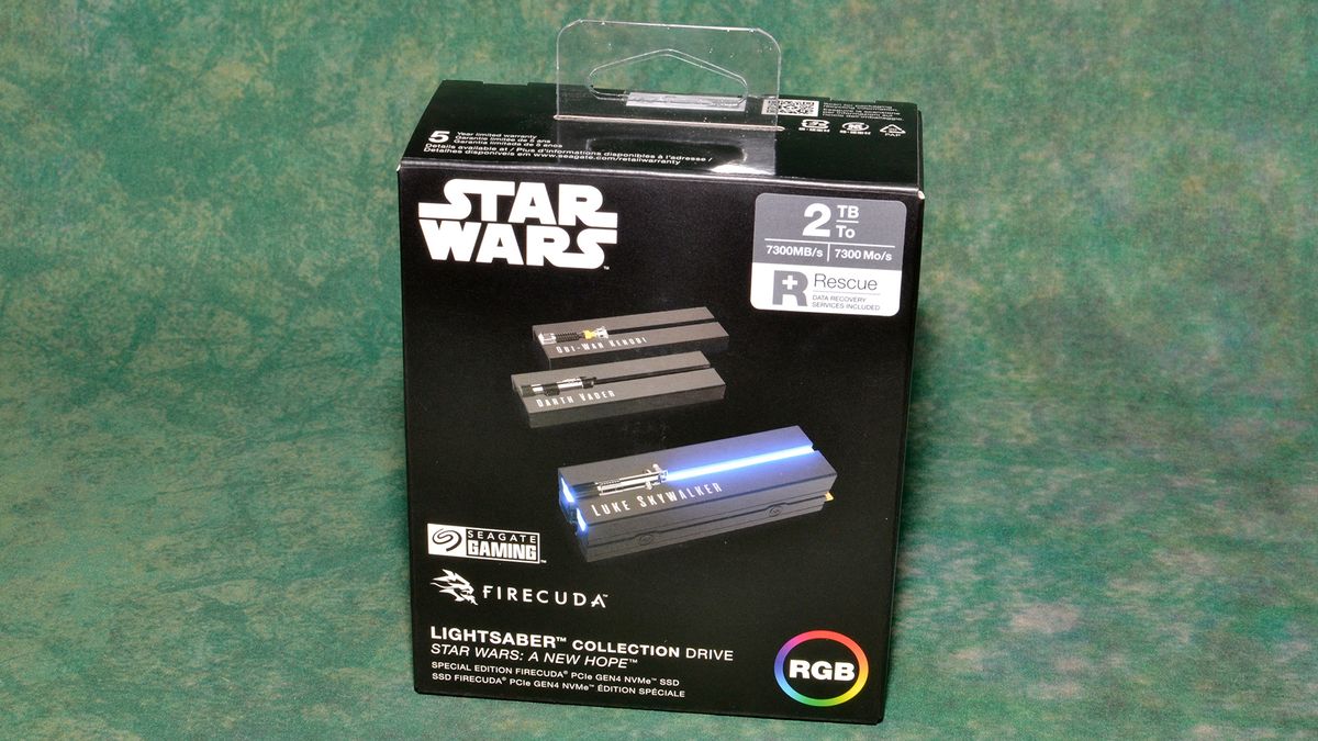 Seagate Lightsaber FireCuda SSD Review: Return of the FireCuda