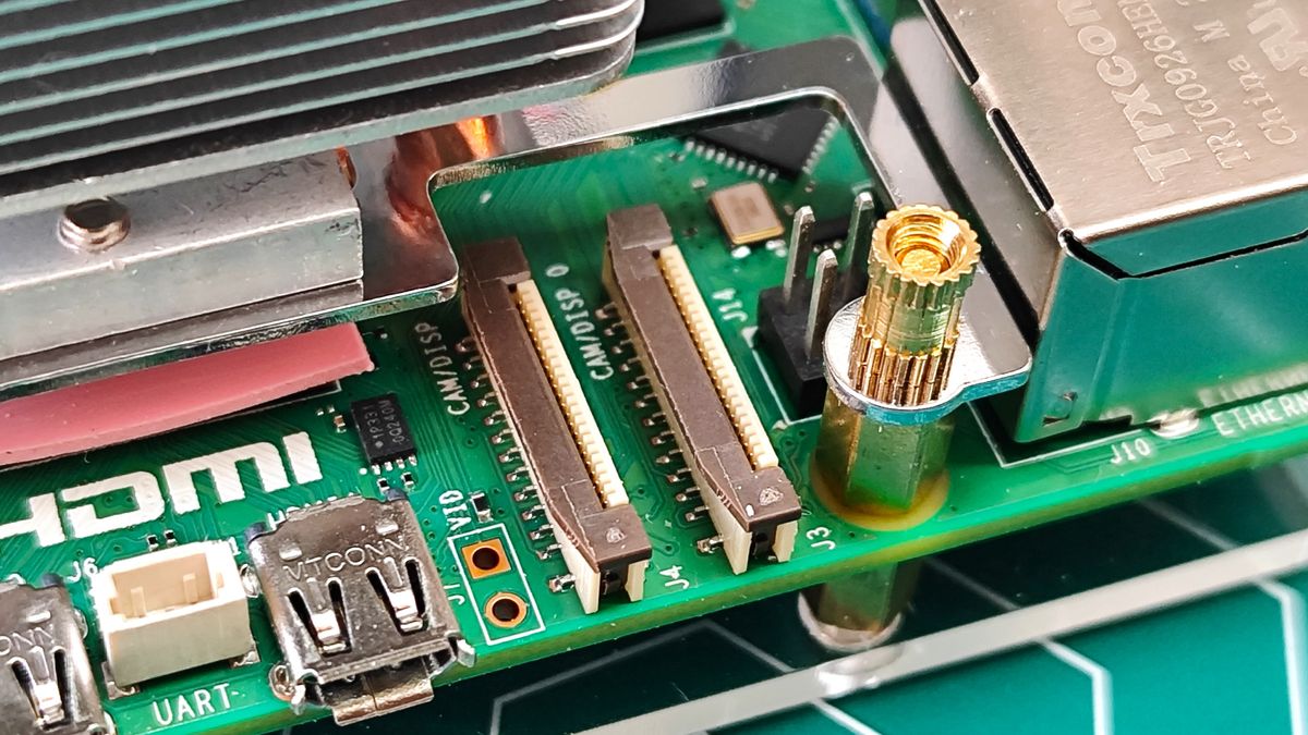 52-Pi Ice-Tower Cooler for Raspberry Pi 5
