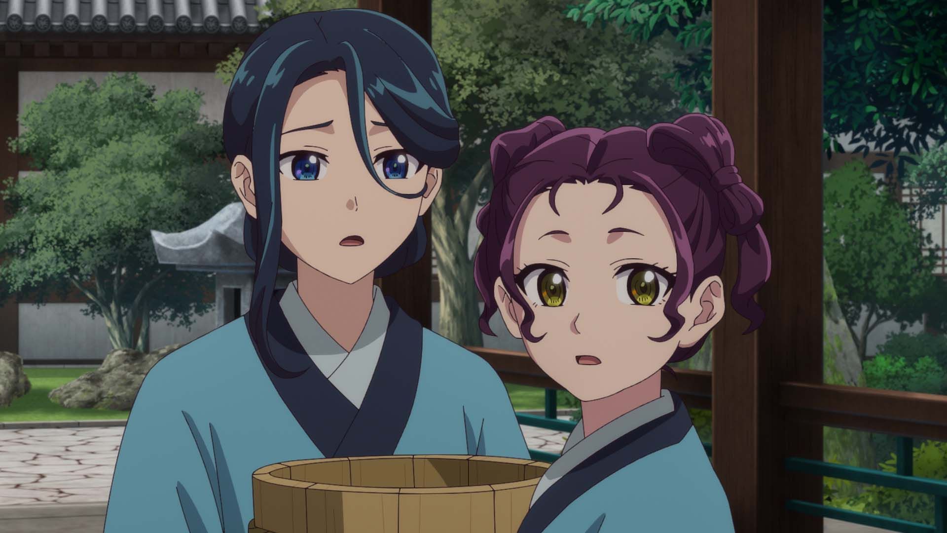 Shisui holding a bucket of water in The Apothecary Diaries