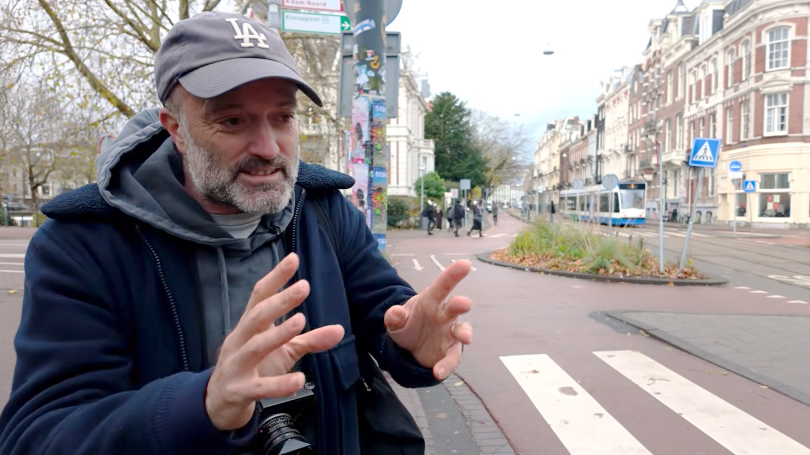 Matt Stuart on Walkie Talkie