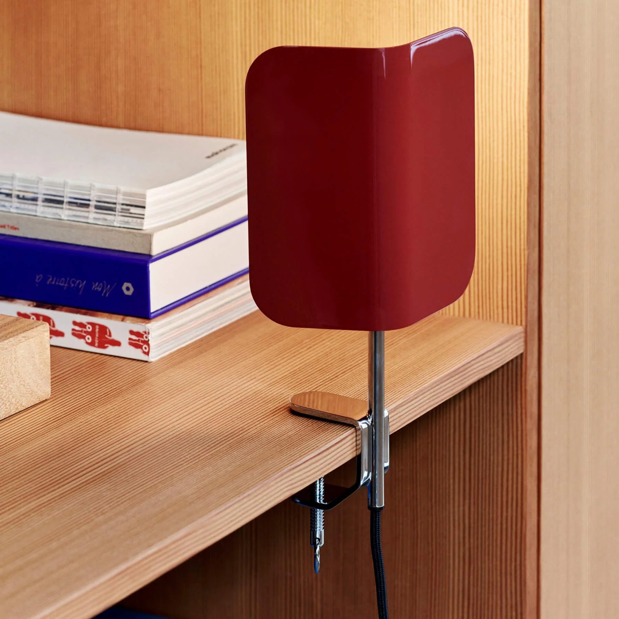 HAY Apex Clip Light - Maroon red
