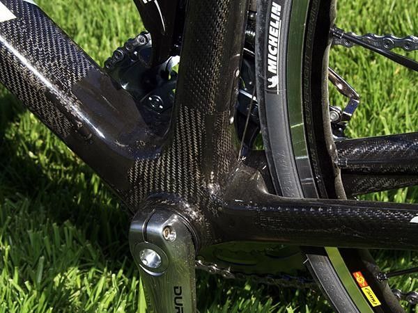 The seat tube certainly isn't much narrower