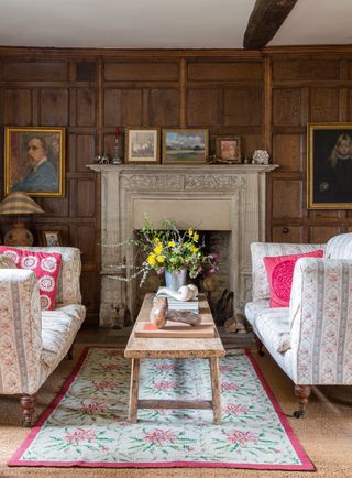 traditional decorating ideas - traditional living room with panelling