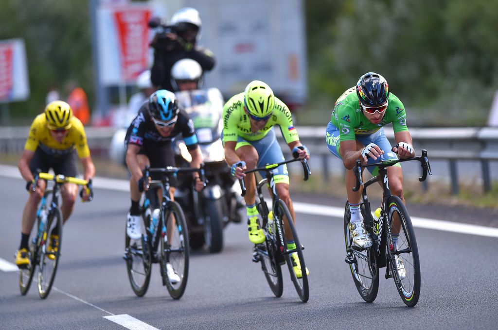 Peter Sagan, Maciej Bodnar, Geraint Thomas and Chris Froome during their late attack on stage 11
