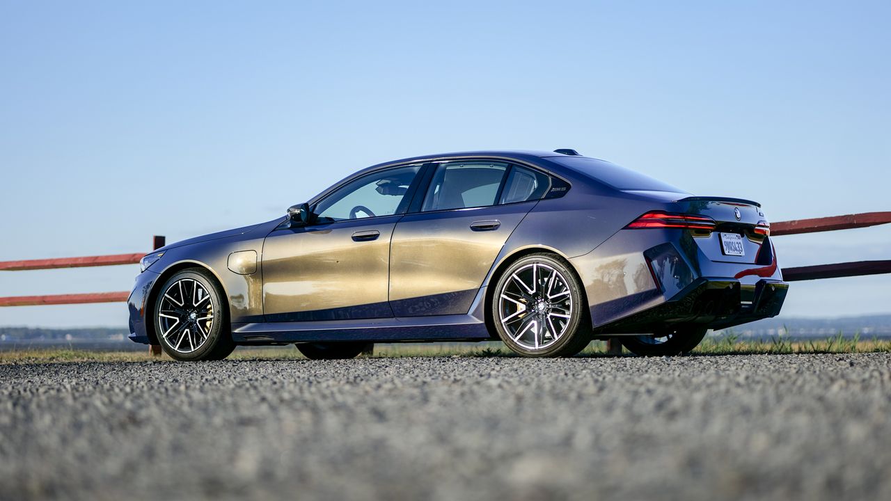 2025 BMW M5 test drive.